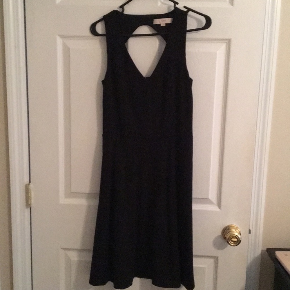 Gorgeous LOFT black dress, size 2, with pockets